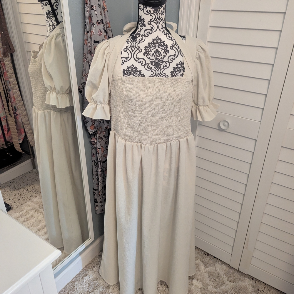 SHEIN Cream Tiered Puff Sleeve Midi Dress